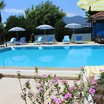 Apartmanhotel Summer Life 4*