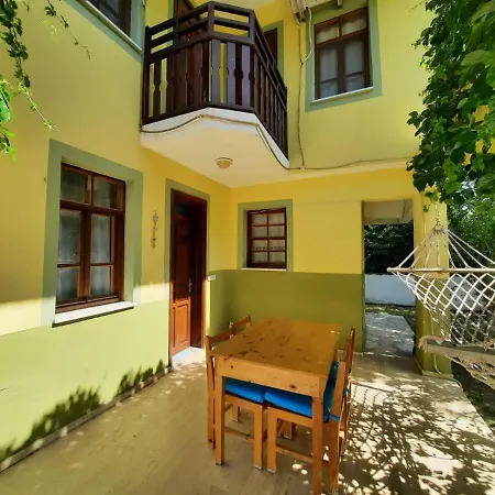 Апарт-отель Summer Life 4*