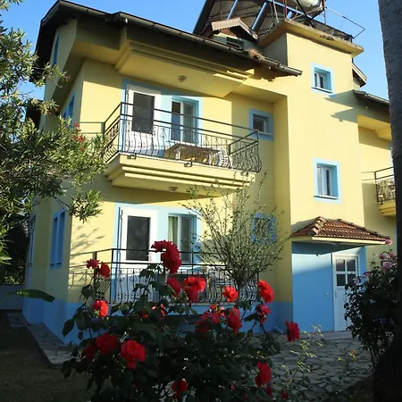 Апарт-отель Summer Life 4*