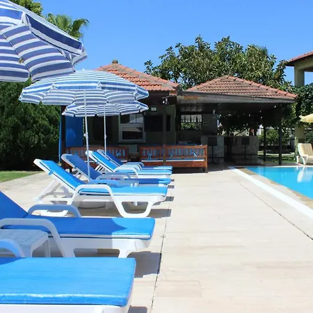 Summer Life Appart hôtel 4*