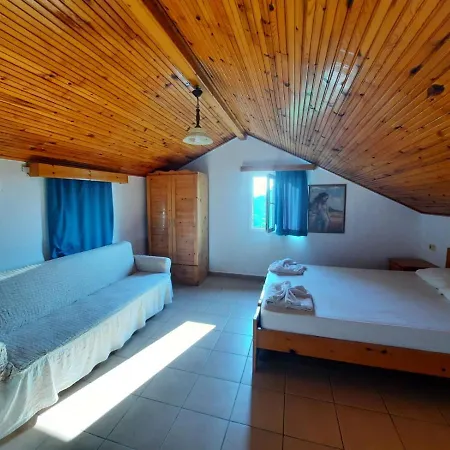 アパートホテル Summer Life ダルヤン